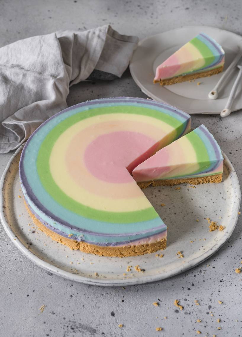 Regenbogen-Cheesecake ohne Backen
