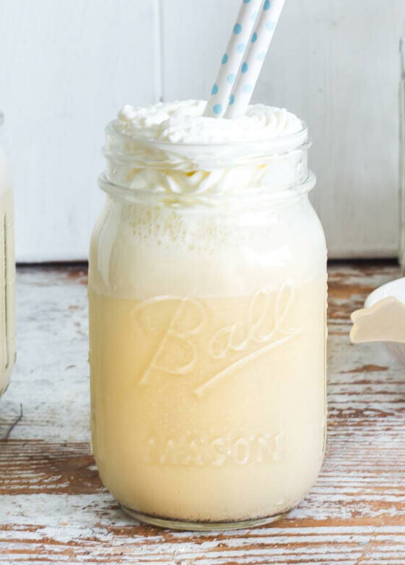 Weißer Eiskaffee-Milchshake