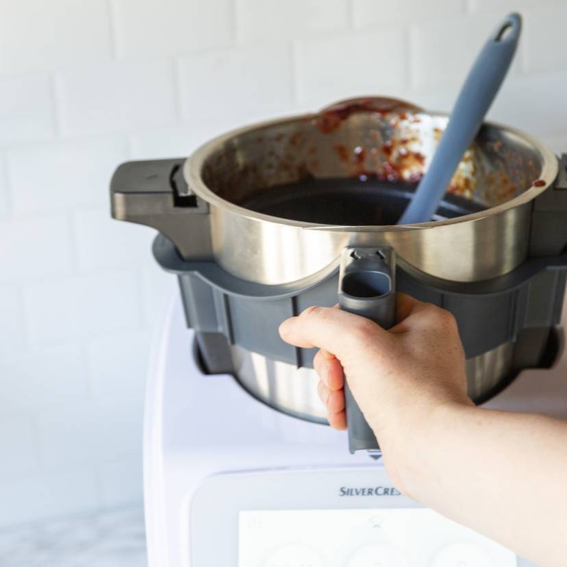 Kirschen entsteinen mit dem Monsieur Cuisine